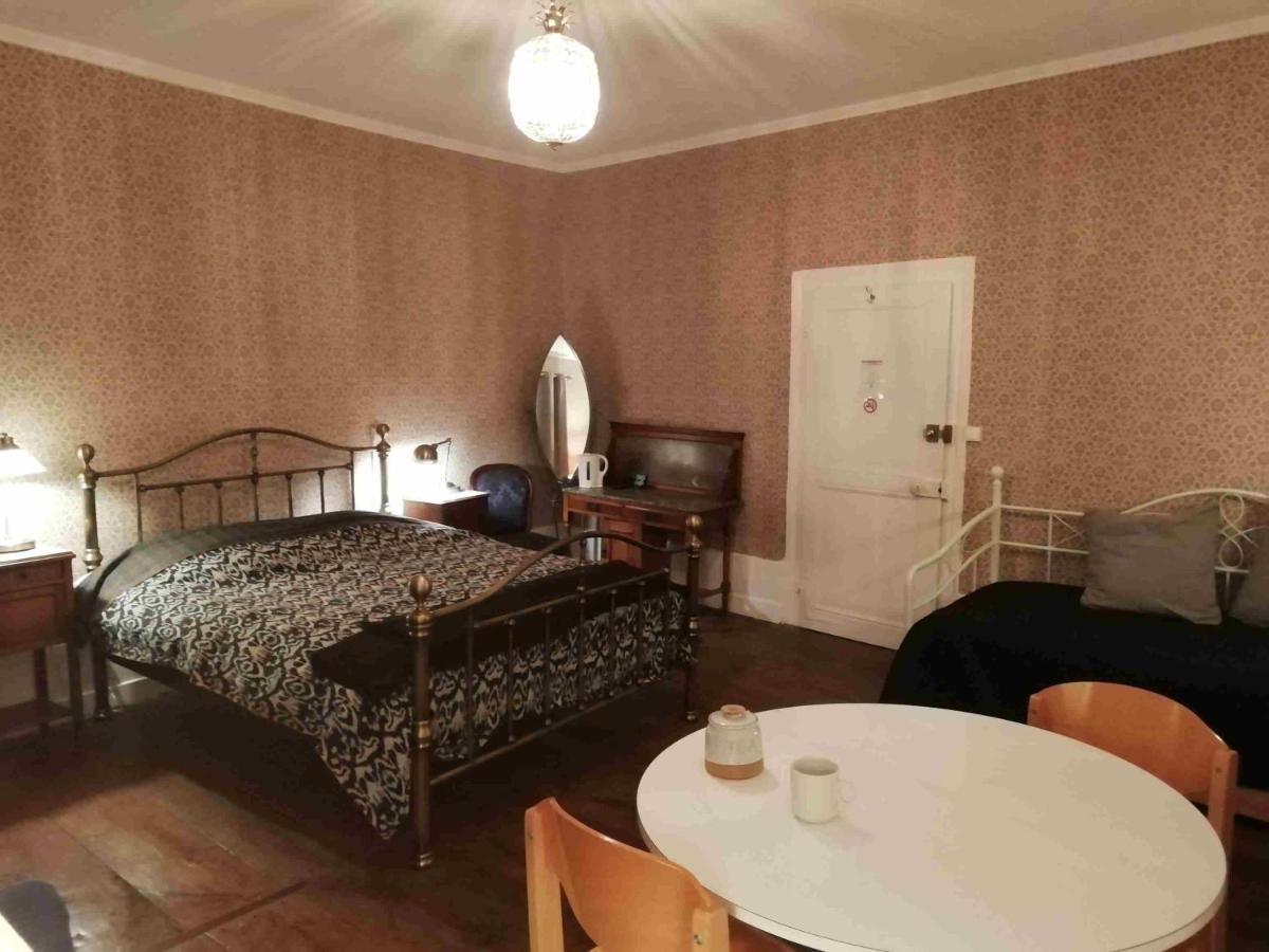3 Place Des Arbres, Chambres D'Hotes, Felletin Esterno foto